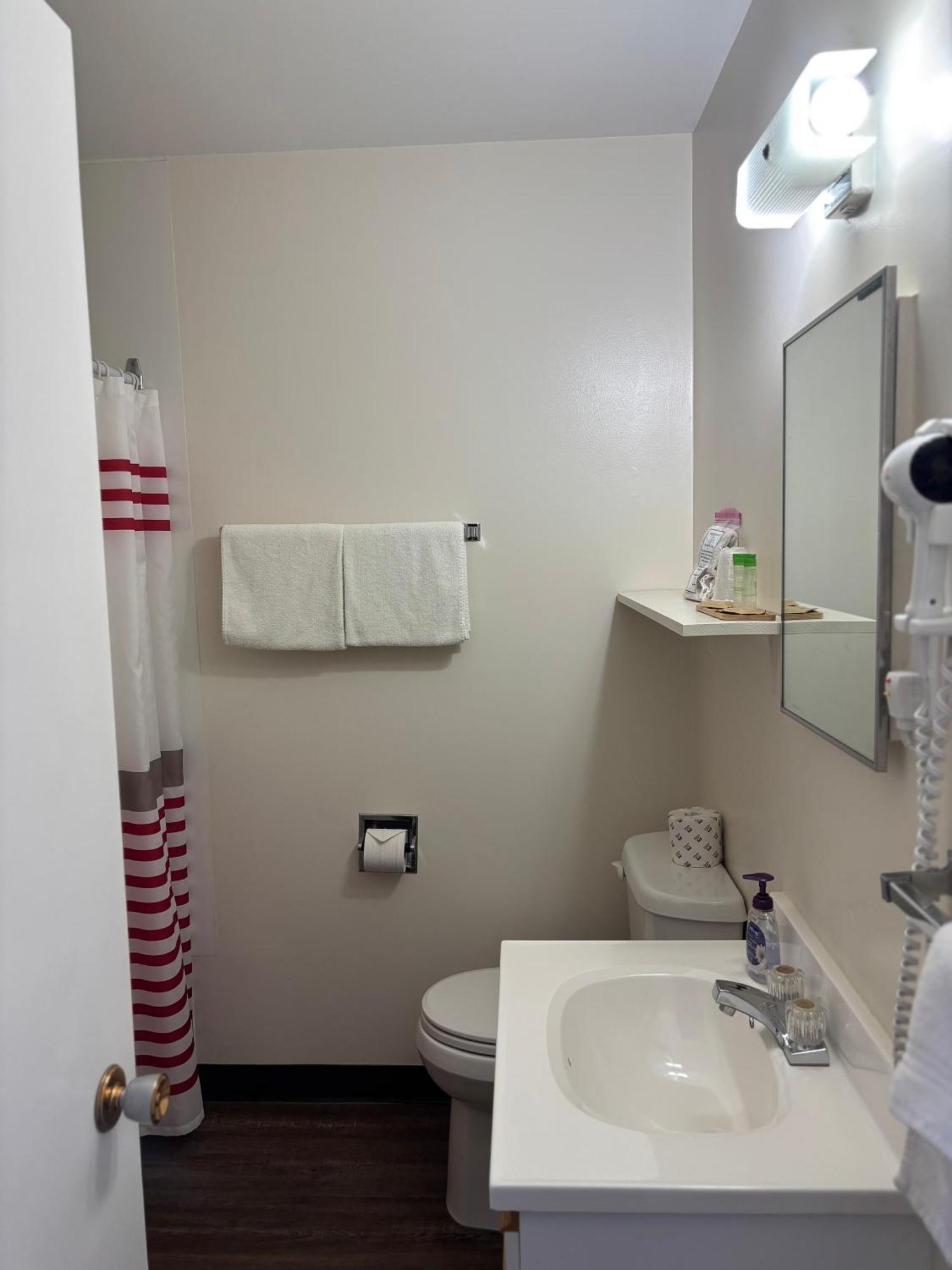Viking Lamplighter Motel Екстериор снимка